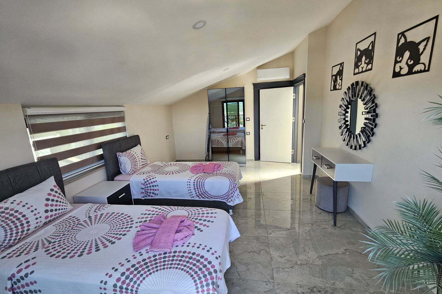 İç Kesim Oda Hisarönü Villa