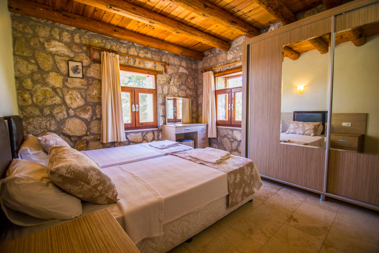 Taş Villa Faralya Oda Görseli