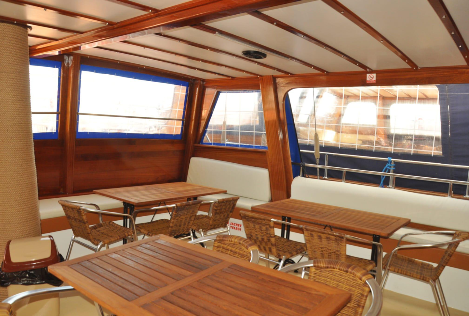 Luxury Boat Tour